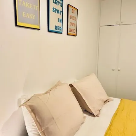 New 2 Bedrooms In Center-9b